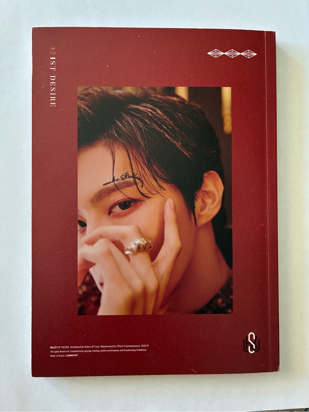 Kim Woo-seok 1ST DESIRE [GREED] - Picture 2 of 3